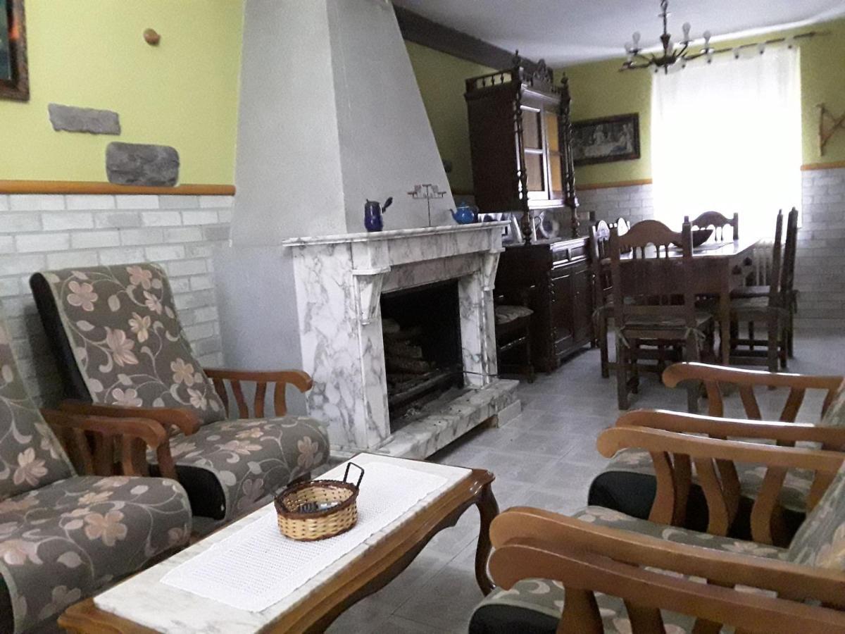 Гостьовий будинок Casa Entrenidos Muda Екстер'єр фото