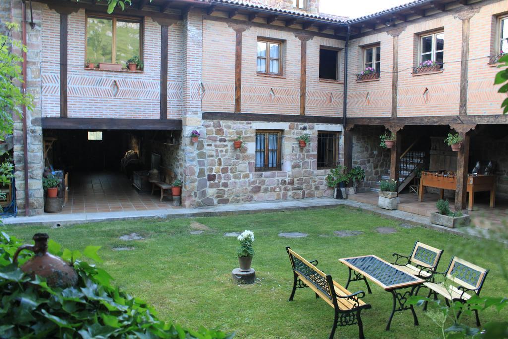 Гостьовий будинок Casa Entrenidos Muda Екстер'єр фото